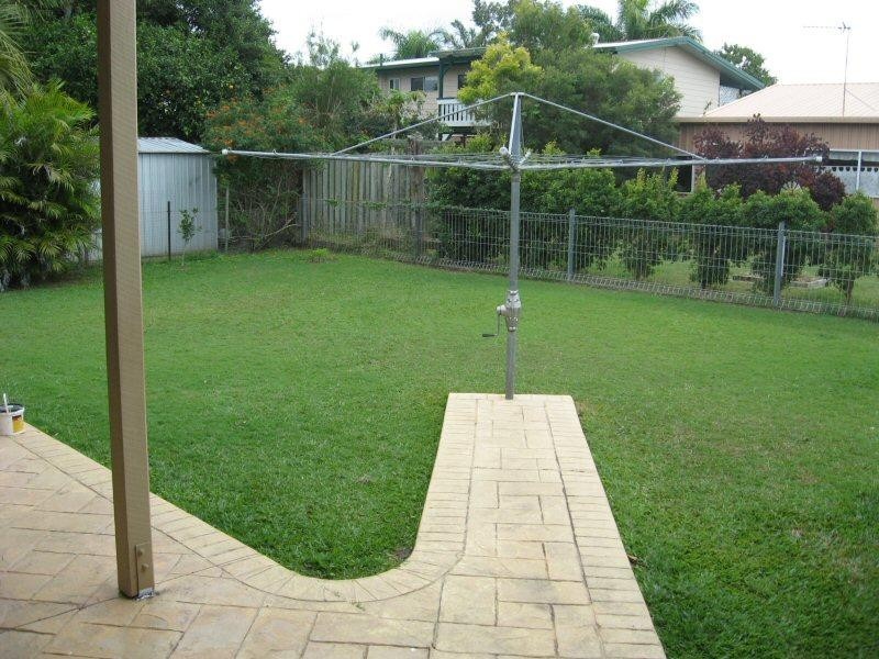 18 Minguin Street, Scarness QLD 4655