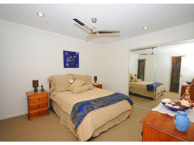 660 Esplanade, Urangan QLD 4655