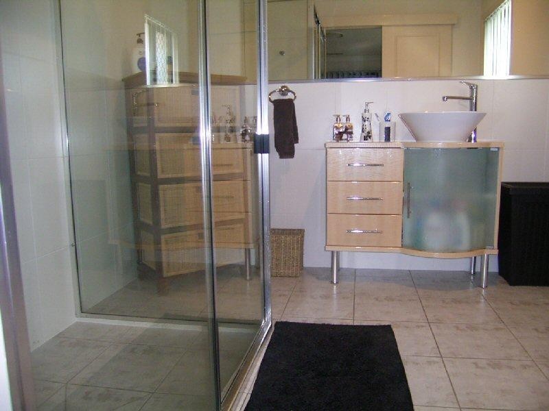 18 Lockerbie Court, Kawungan QLD 4655