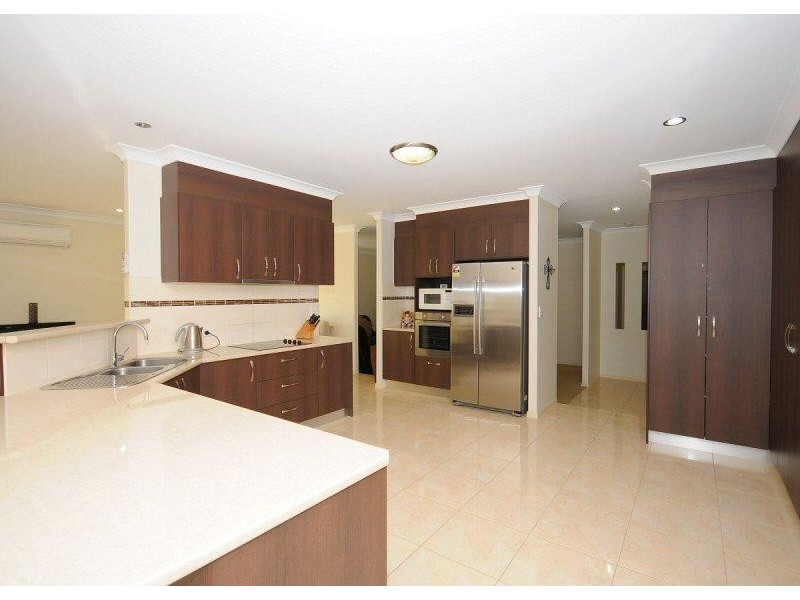 12 Seacrest Drive, Wondunna QLD 4655
