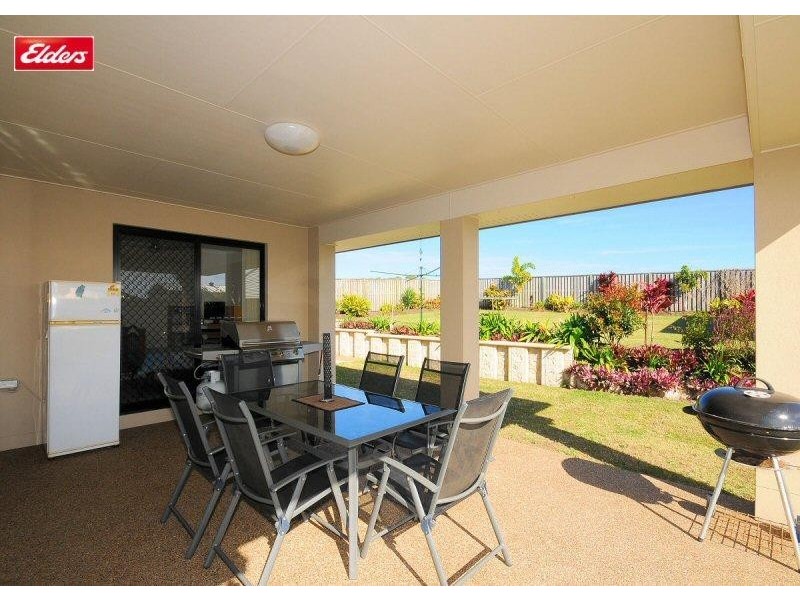 12 Seacrest Drive, Wondunna QLD 4655