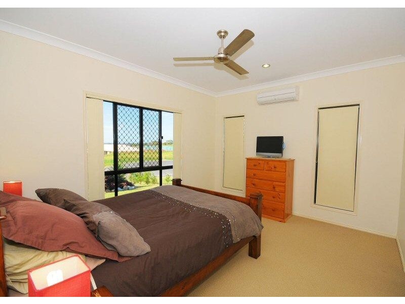 12 Seacrest Drive, Wondunna QLD 4655
