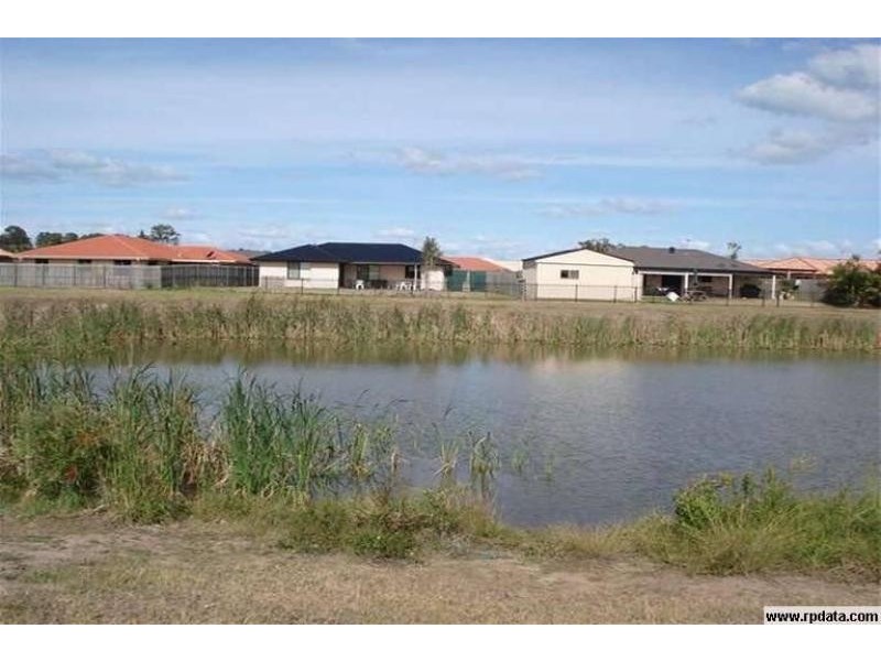 13 Kingston Court, Point Vernon QLD 4655