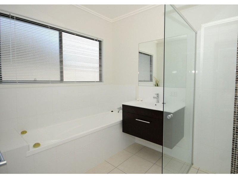 13 Cumberland Court, Point Vernon QLD 4655