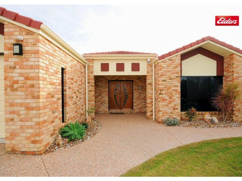16 Harrison Circuit, Urangan QLD 4655