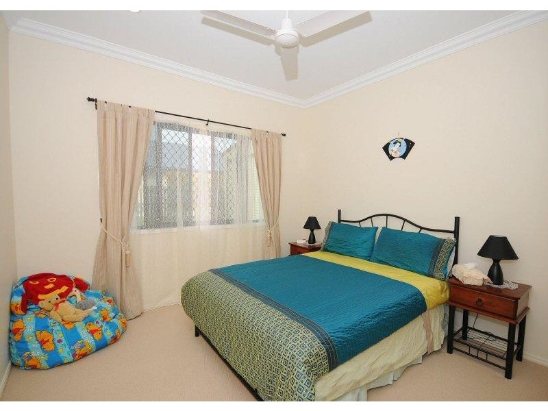16 Harrison Circuit, Urangan QLD 4655