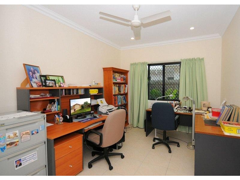 16 Harrison Circuit, Urangan QLD 4655