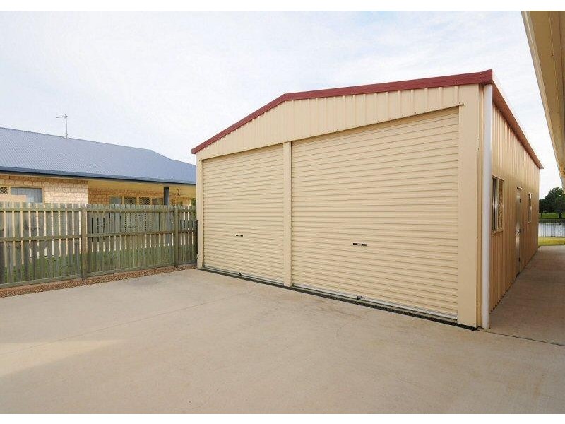 16 Harrison Circuit, Urangan QLD 4655