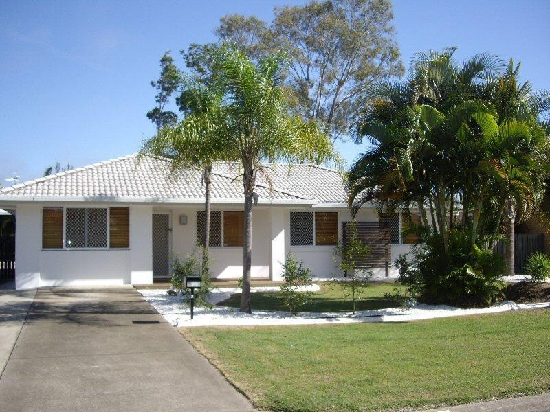 7 Lido Parade, Urangan QLD 4655