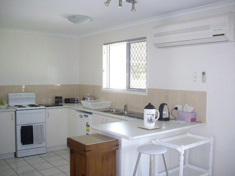 7 Lido Parade, Urangan QLD 4655