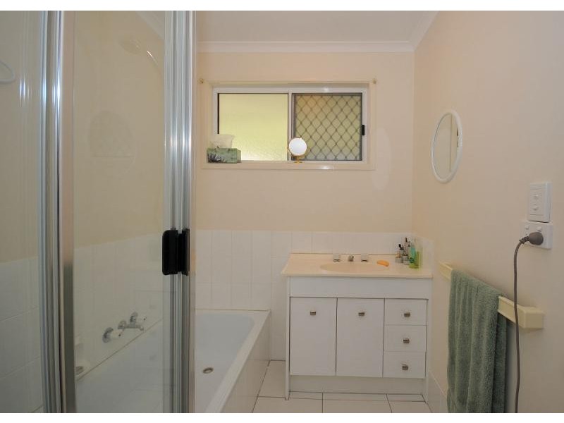 7 Lido Parade, Urangan QLD 4655