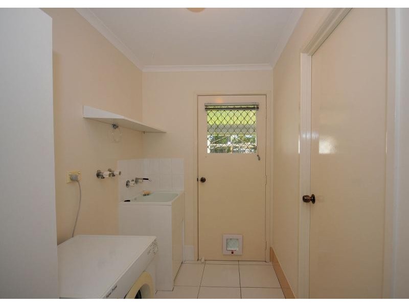 7 Lido Parade, Urangan QLD 4655