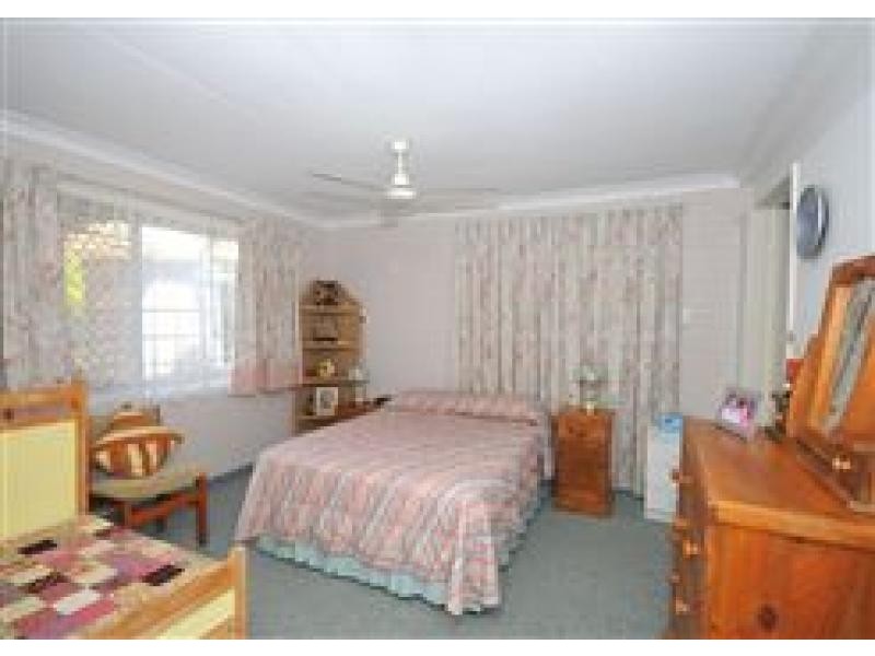 19 Holiday Parade, Scarness QLD 4655