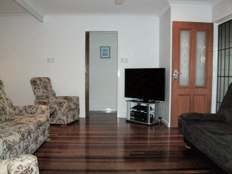 30 Zephyr Street, Scarness QLD 4655