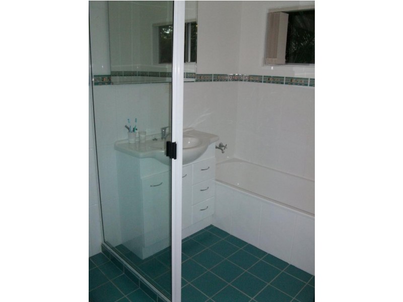 30 Zephyr Street, Scarness QLD 4655