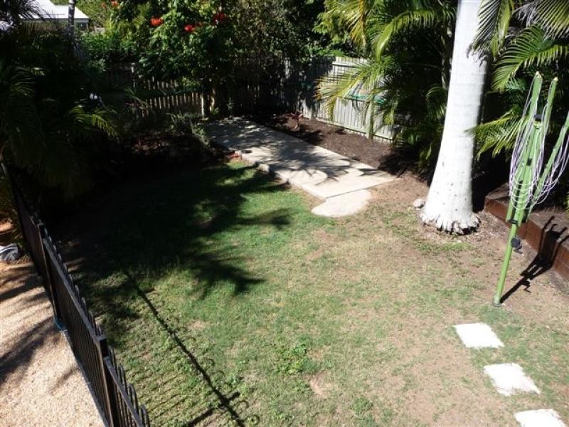 30 Zephyr Street, Scarness QLD 4655