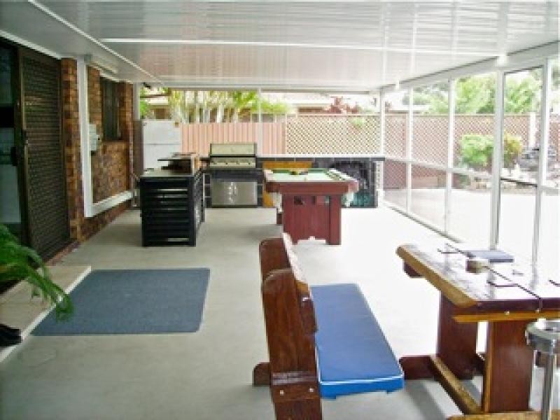 4 Meledie Avenue, Kawungan QLD 4655