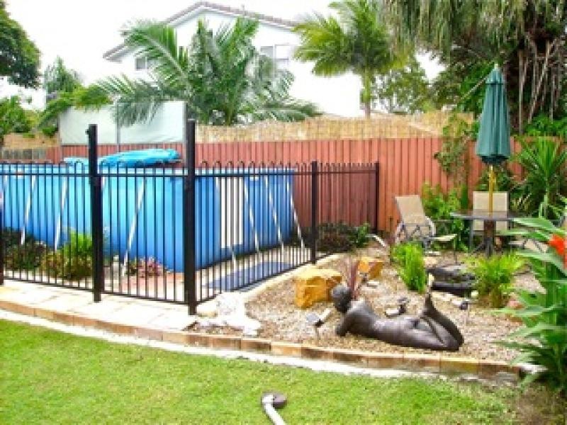 4 Meledie Avenue, Kawungan QLD 4655