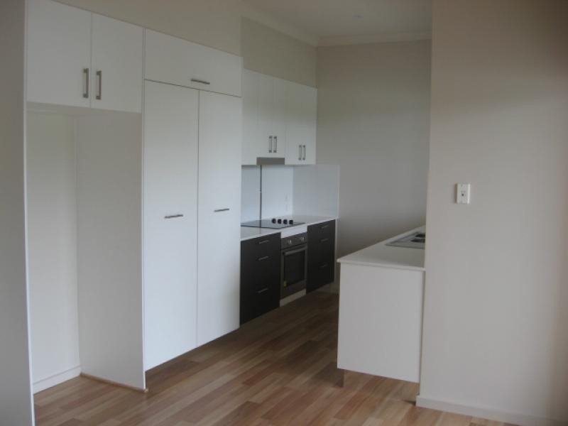 Unit 2/5 Pulgul Street, Urangan QLD 4655