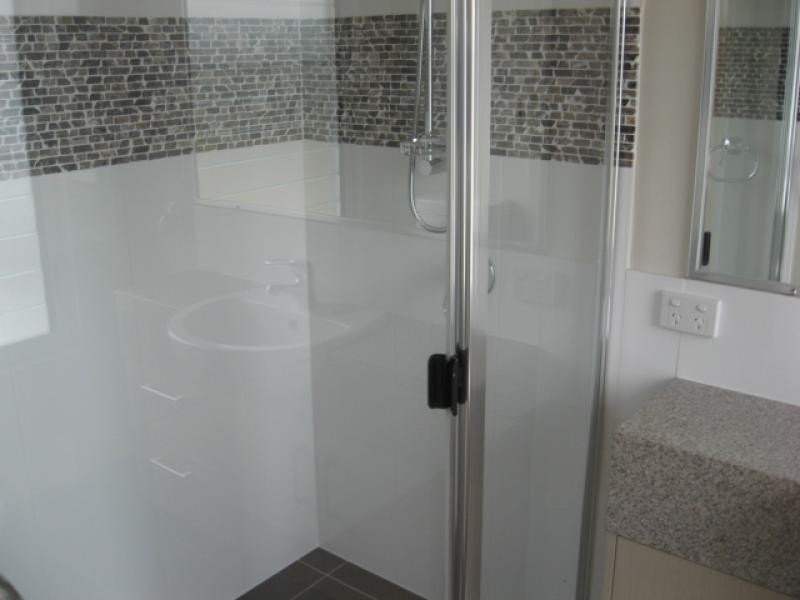 Unit 2/5 Pulgul Street, Urangan QLD 4655