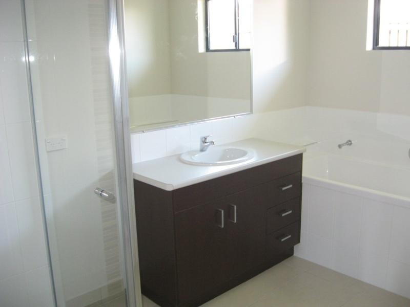 74 Parklands Boulevard, Wondunna QLD 4655