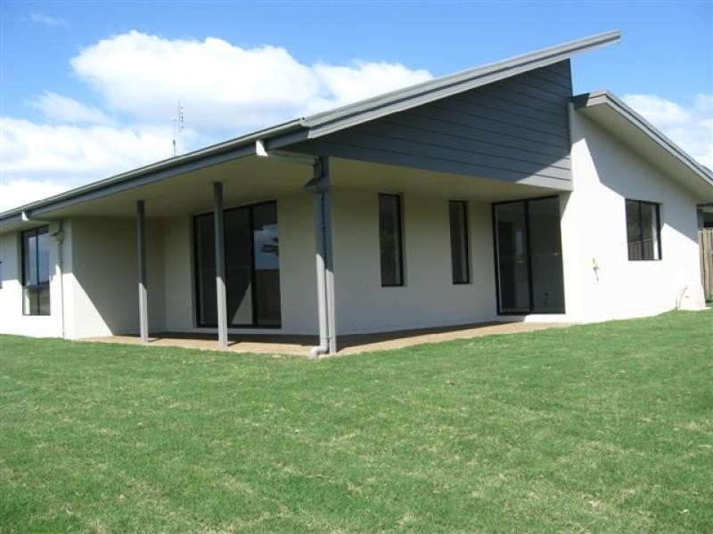 74 Parklands Boulevard, Wondunna QLD 4655