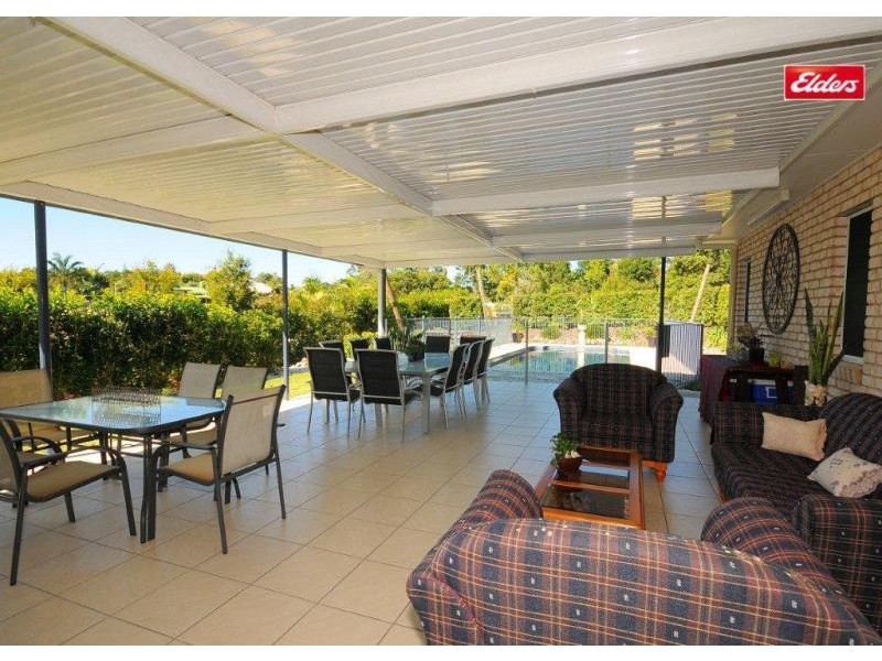 8 Hanover Drive, Urraween QLD 4655
