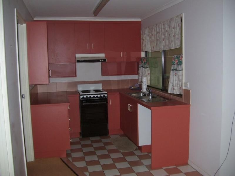 Unit 13/220 Torquay Road, Torquay QLD 4655