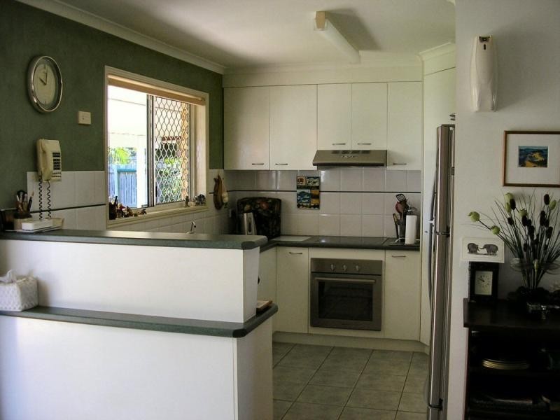 4 Alana Court, Torquay QLD 4655