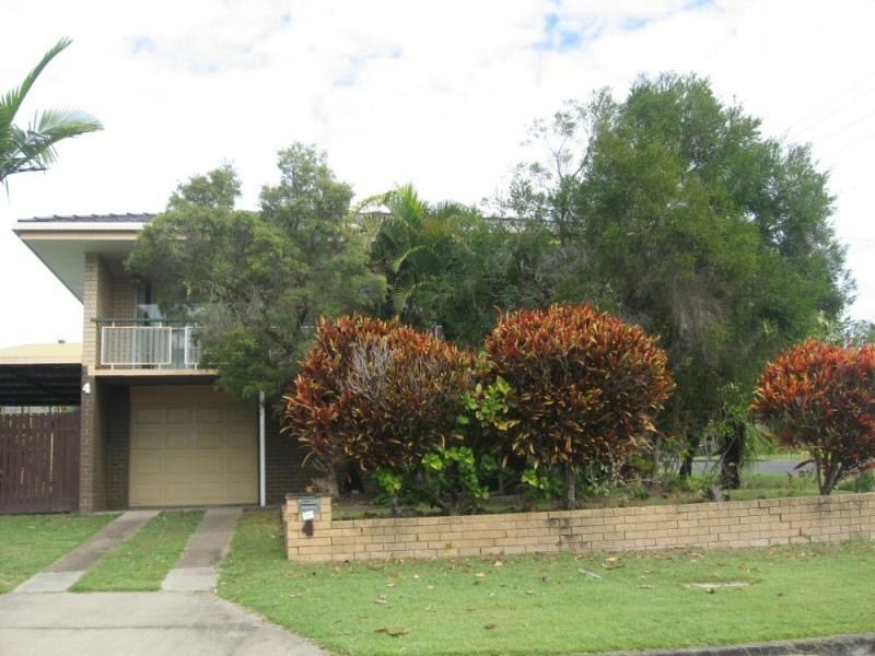 4 Jacaranda Drive, Torquay QLD 4655