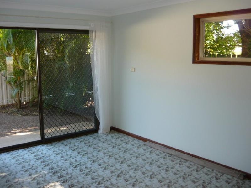8 Wattle Street, Point Vernon QLD 4655