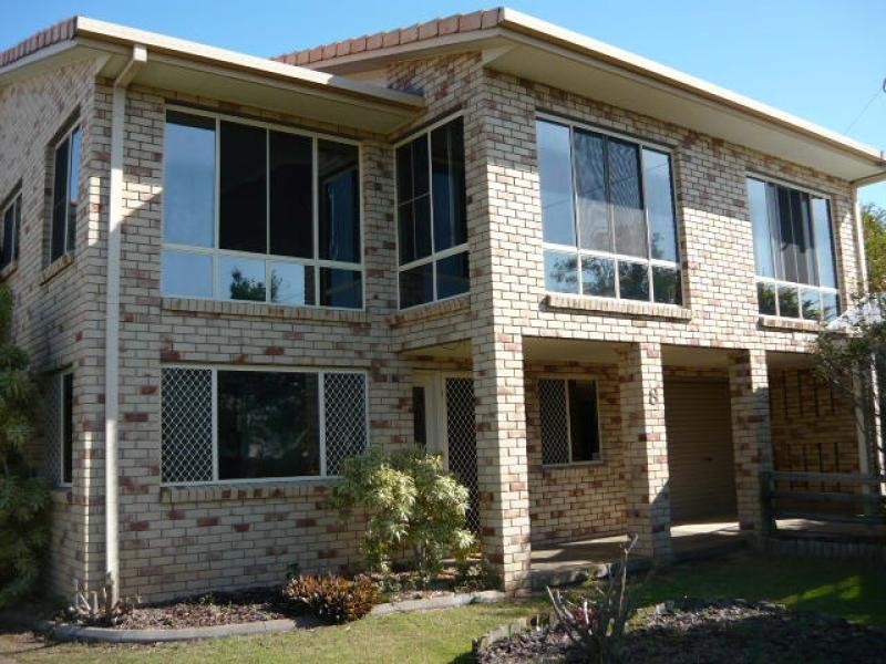 8 Wattle Street, Point Vernon QLD 4655