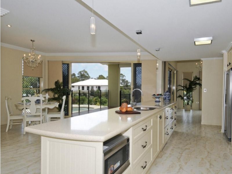 13 Conservation Drive, Urraween QLD 4655