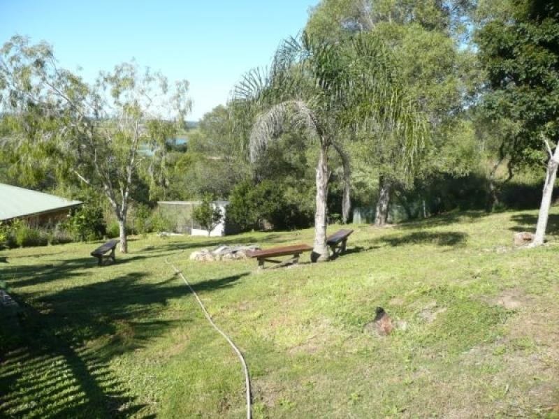 4 Windsor Way, Urraween QLD 4655