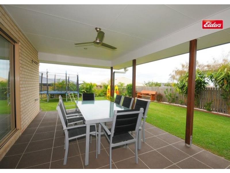 11 Teresa Street, Nikenbah QLD 4655