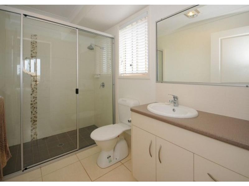 11 Teresa Street, Nikenbah QLD 4655