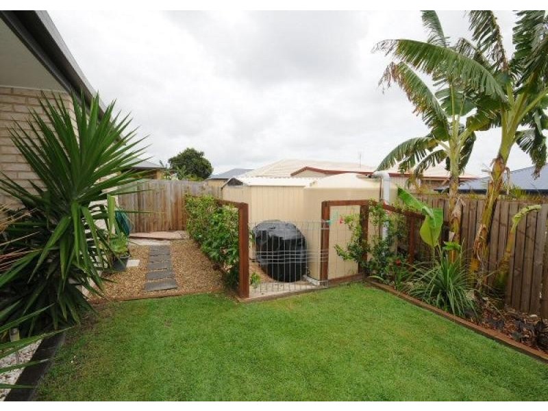 11 Teresa Street, Nikenbah QLD 4655