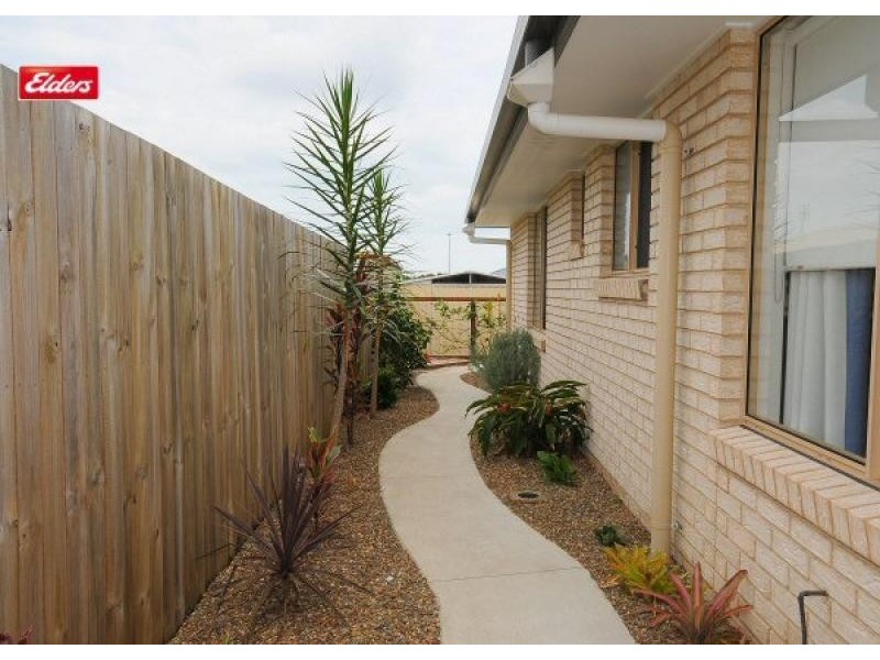 11 Teresa Street, Nikenbah QLD 4655