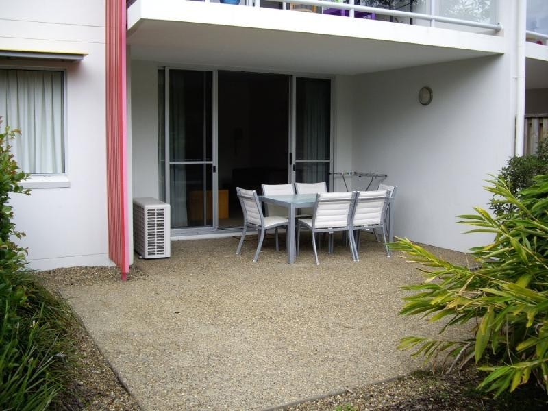 Unit 12/68 Pulgul Street, Urangan QLD 4655