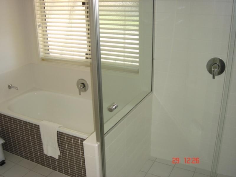 Unit 5/68 Pulgul Street, Urangan QLD 4655