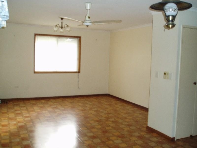 7 Charleville Street, Point Vernon QLD 4655