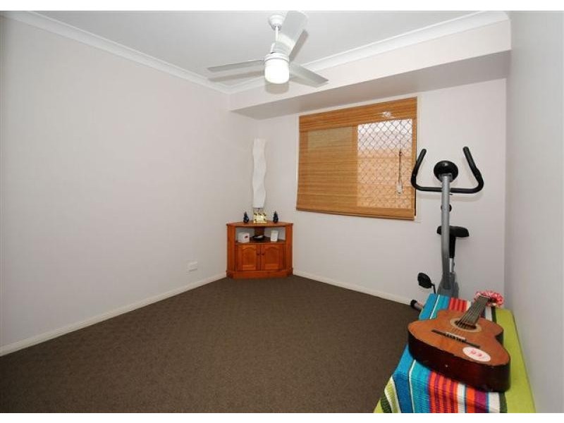 18 Beagle Avenue, Nikenbah QLD 4655