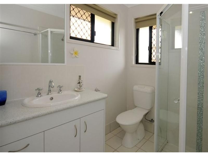 18 Beagle Avenue, Nikenbah QLD 4655