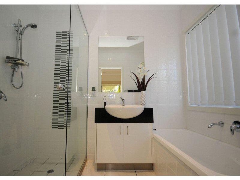 Unit 8/201 Torquay Terrace, Torquay QLD 4655