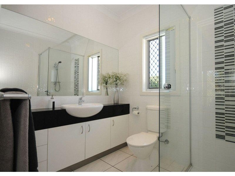 Unit 8/201 Torquay Terrace, Torquay QLD 4655