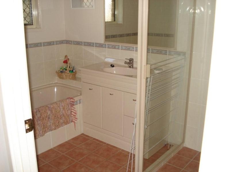 14 Faraday Court, Urraween QLD 4655