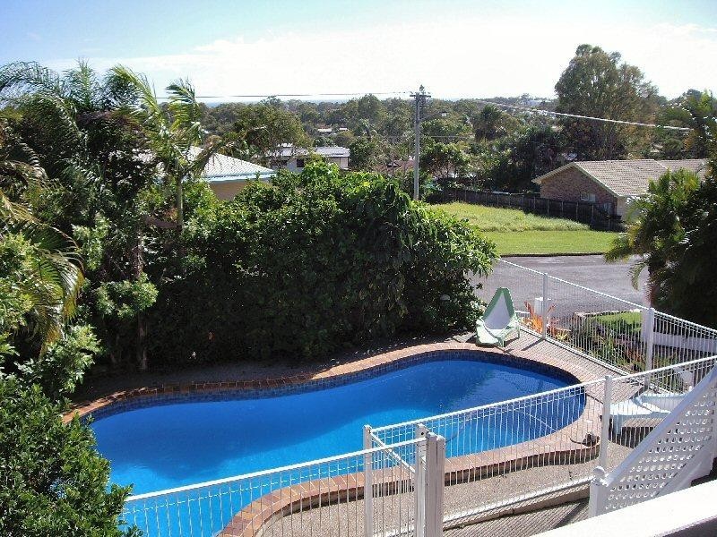 43 Hillcrest Avenue, Scarness QLD 4655