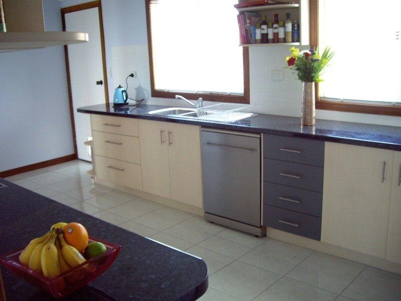 43 Hillcrest Avenue, Scarness QLD 4655