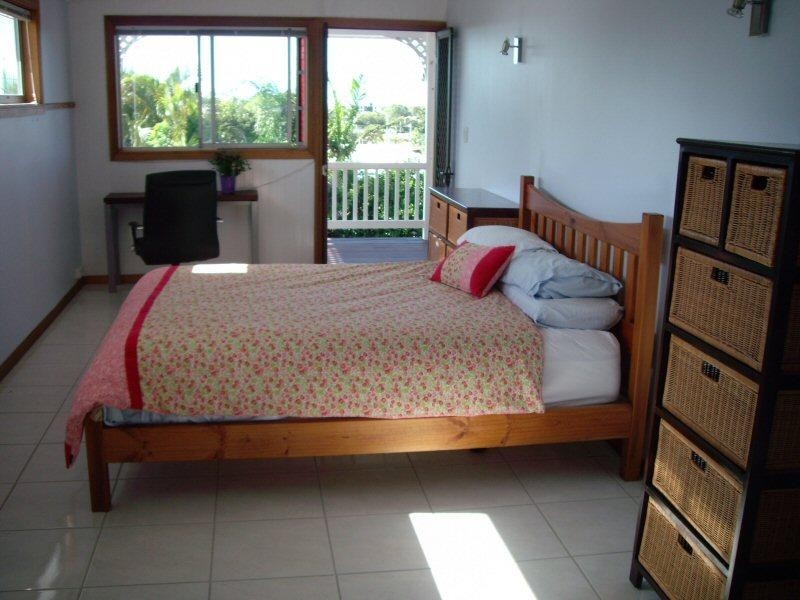 43 Hillcrest Avenue, Scarness QLD 4655