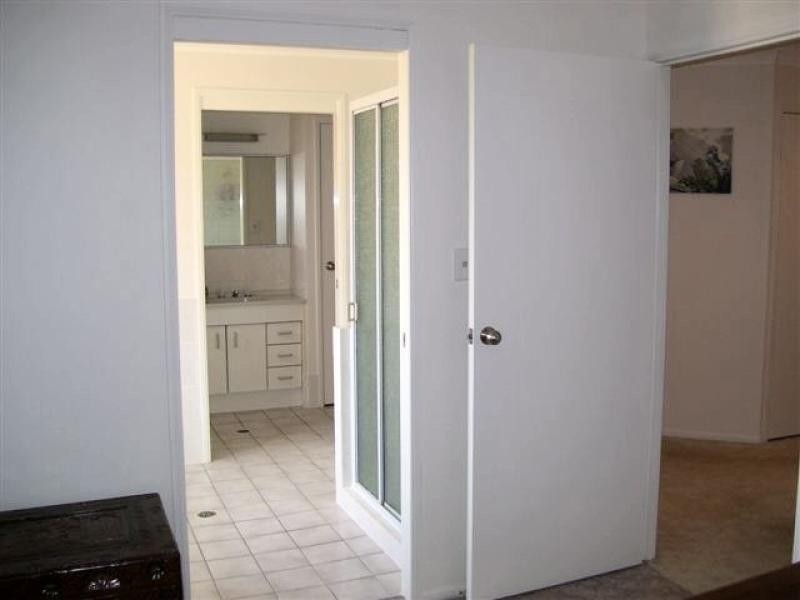 94 Snapper Street, Kawungan QLD 4655